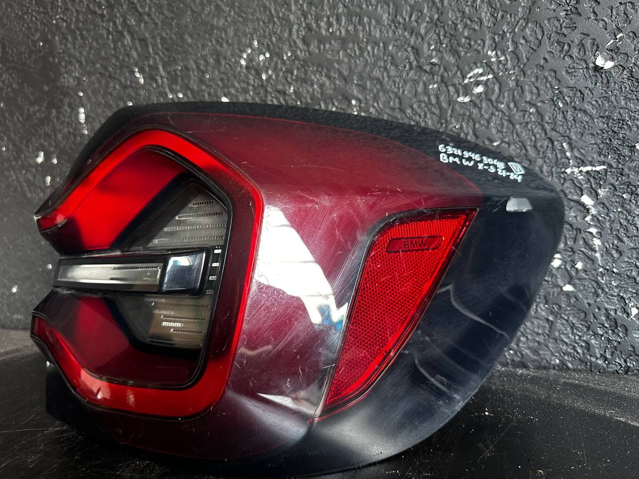 Фара BMW X-3 10-17 б/у OEM 63217217312