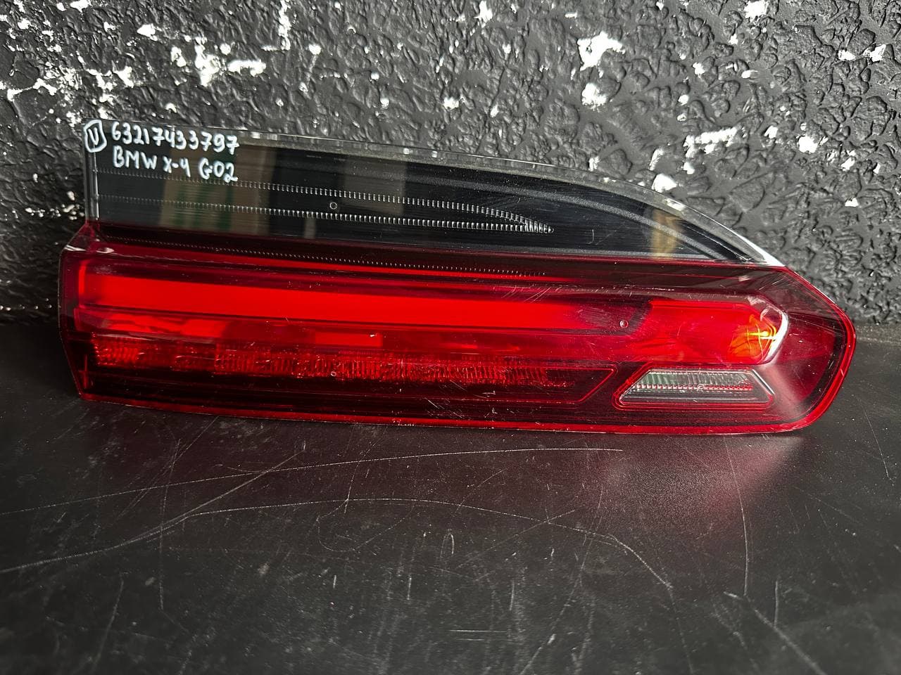 Фара BMW X4 18- б/у OEM 63217433797