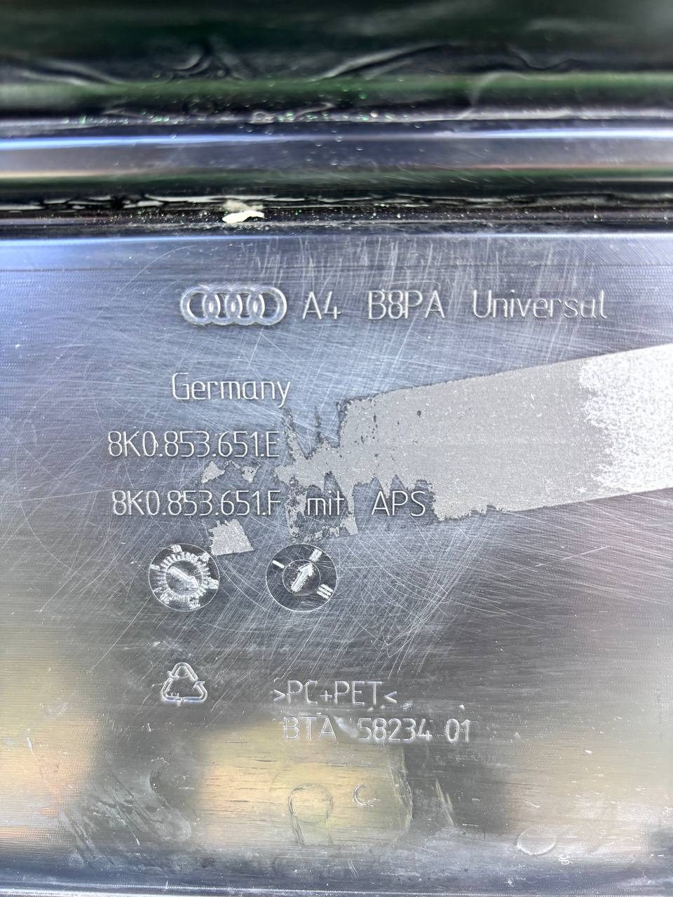 Решітка радіатора Audi A4 2012-2015 б/у OEM 8K0853651E б/у — фото 3
