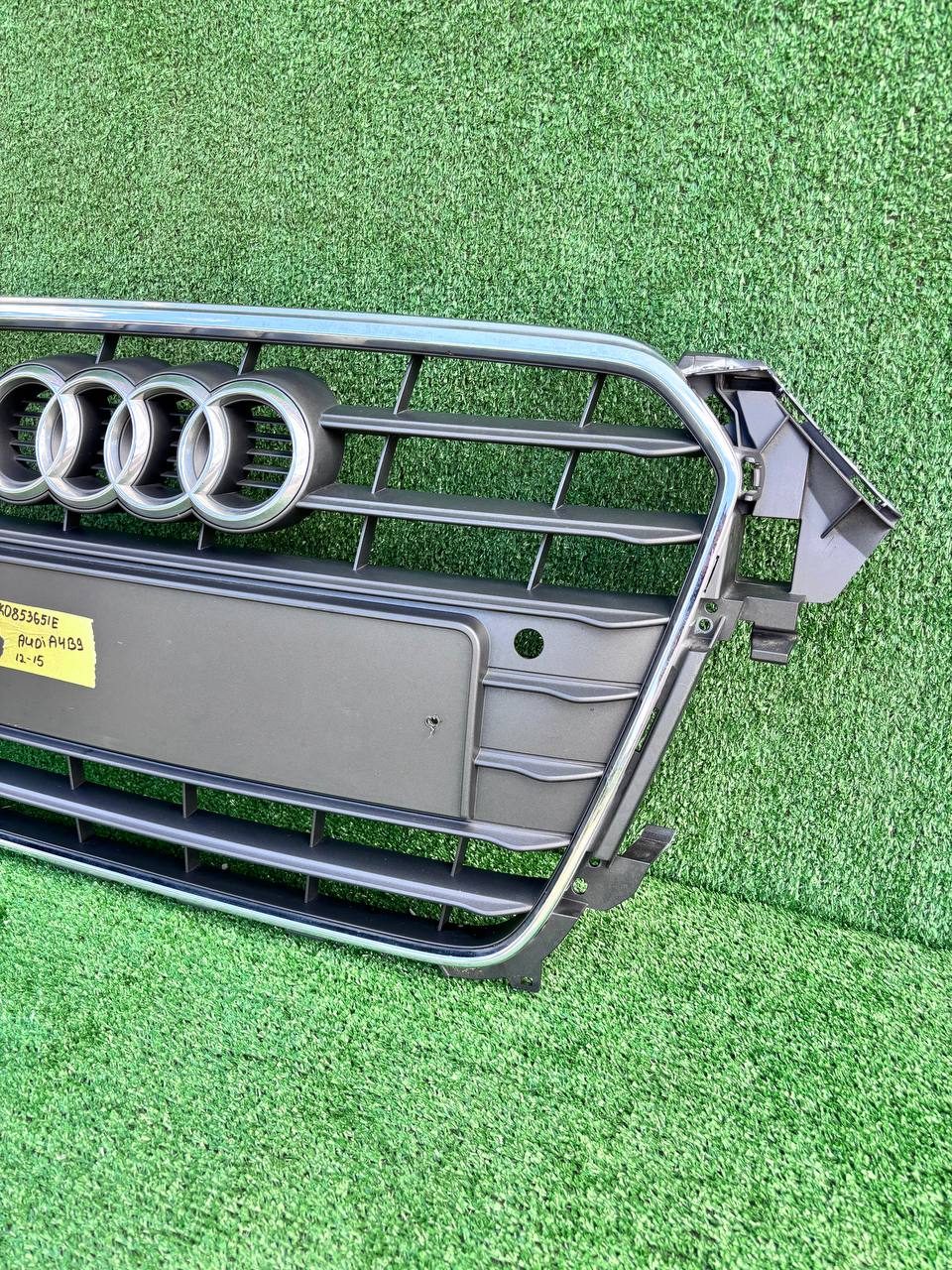 Решітка радіатора Audi A4 2012-2015 б/у OEM 8K0853651E б/у — фото 6