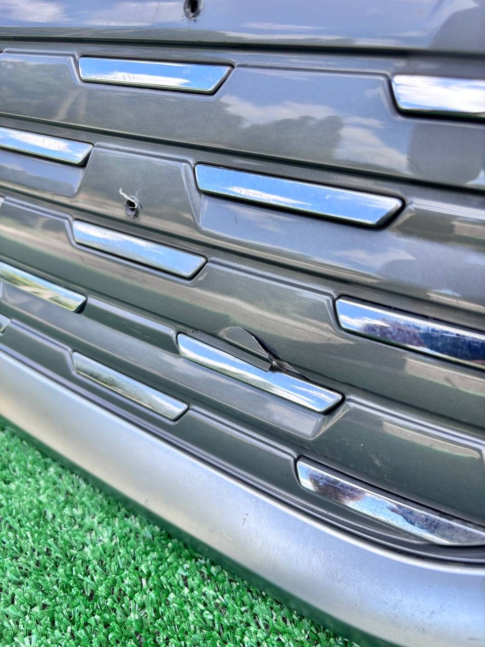 Решітка радіатора Audi e-tron 2021+ б/у OEM 89A853651B б/у — фото 6