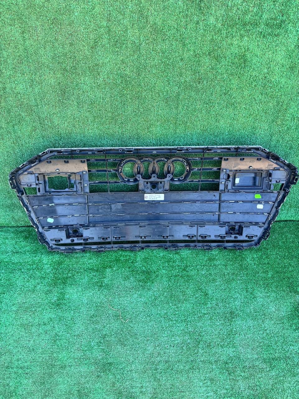 Решітка радіатора Audi A6 2018-2022 б/у OEM 4K0853651C б/у — фото 5