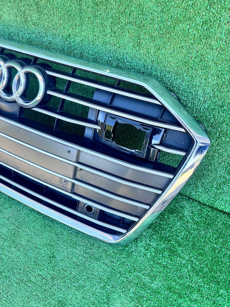 Решітка радіатора Audi A6 2018-2022 б/у OEM 4K0853651C б/у — фото 7