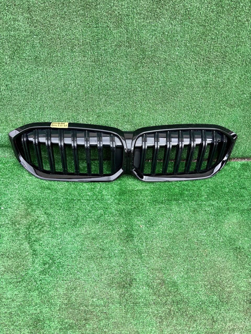Решітка радіатора BMW 3 Series 2022-2025 б/у OEM 5113192976 б/у — фото 1