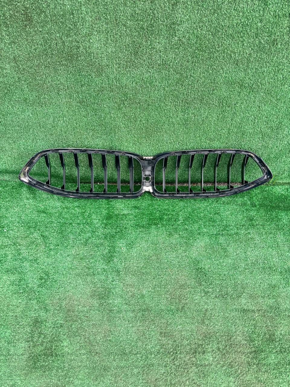 Решітка радіатора BMW 8 Series 2018-2022 б/у OEM 51137449425 б/у — фото 5
