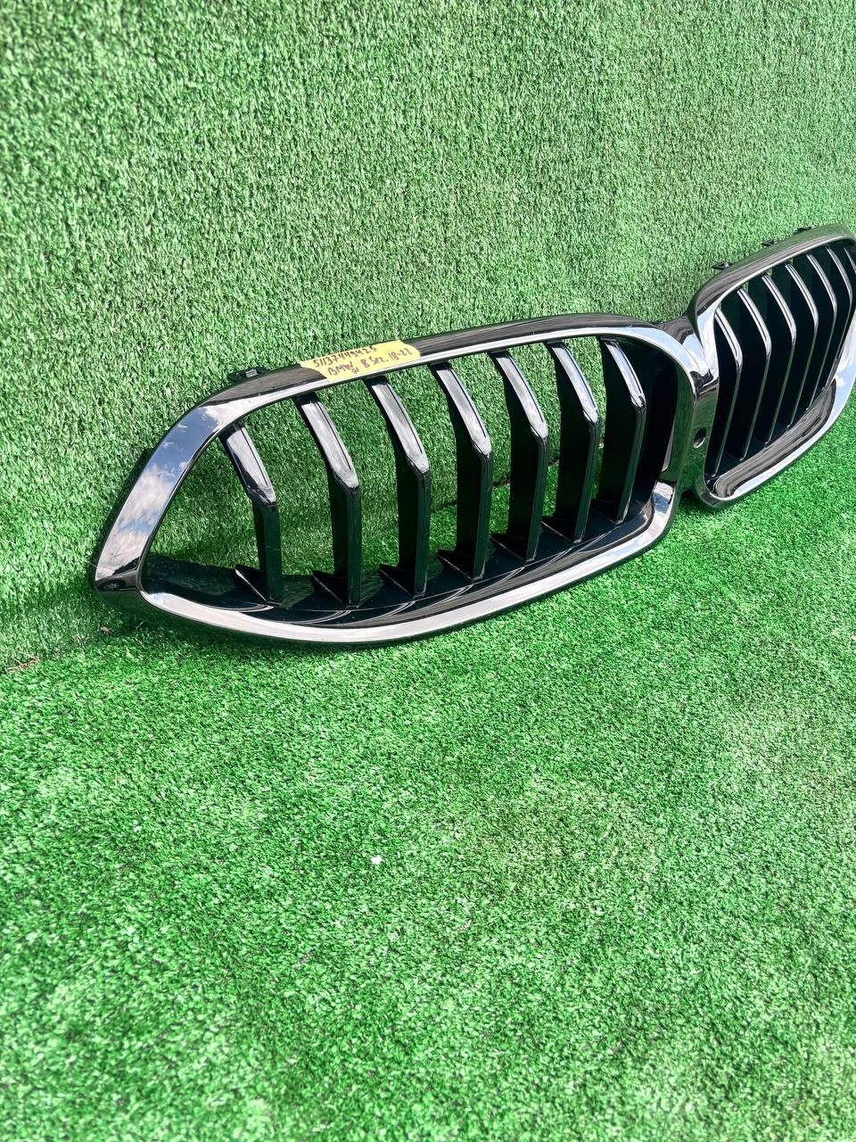 Решітка радіатора BMW 8 Series 2018-2022 б/у OEM 51137449425 б/у — фото 6