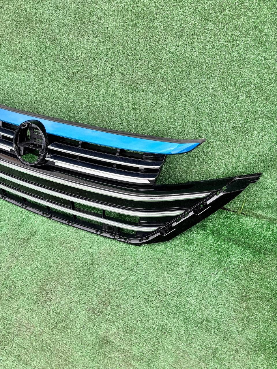 Решітка радіатора Volkswagen Arteon 2020+ б/у OEM 3G8853655E б/у — фото 6