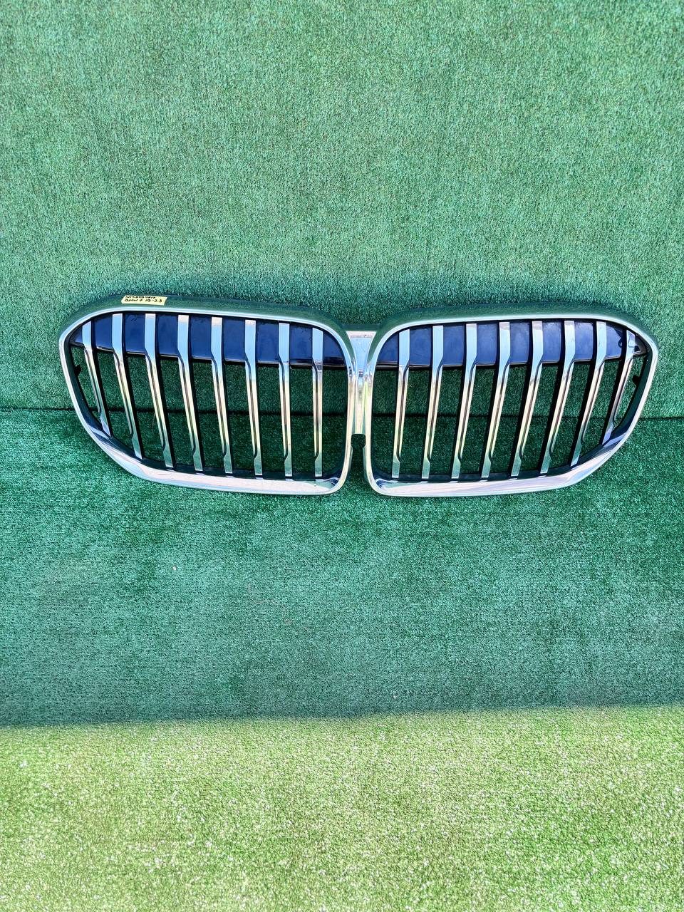 Решітка радіатора BMW 7 Series 2019-2023 б/у OEM 51138494817 б/у — фото 1