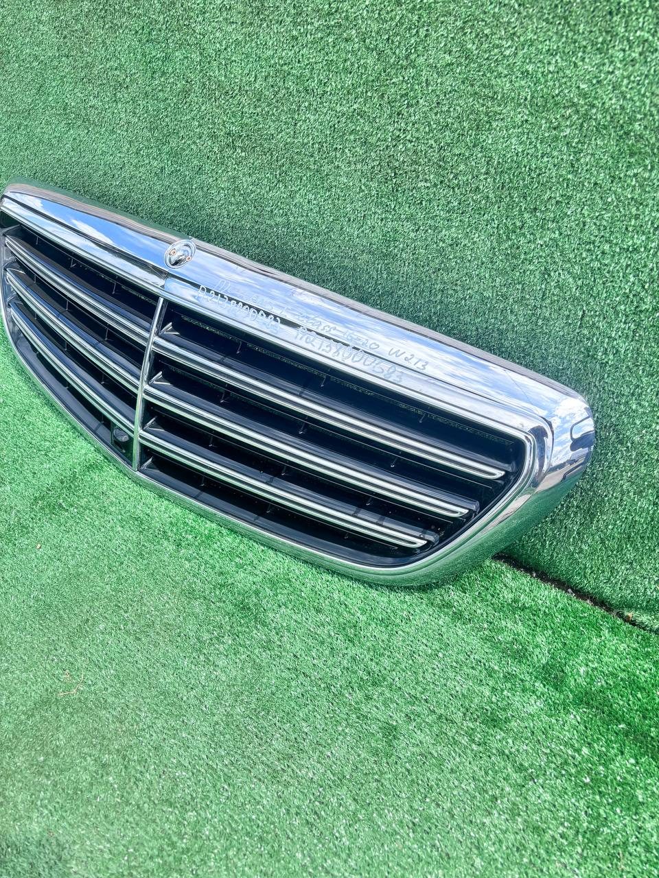 Решітка радіатора Mercedes-Benz E-Class 2016-2020 б/у OEM A2138800983/A2138800683 б/у — фото 6