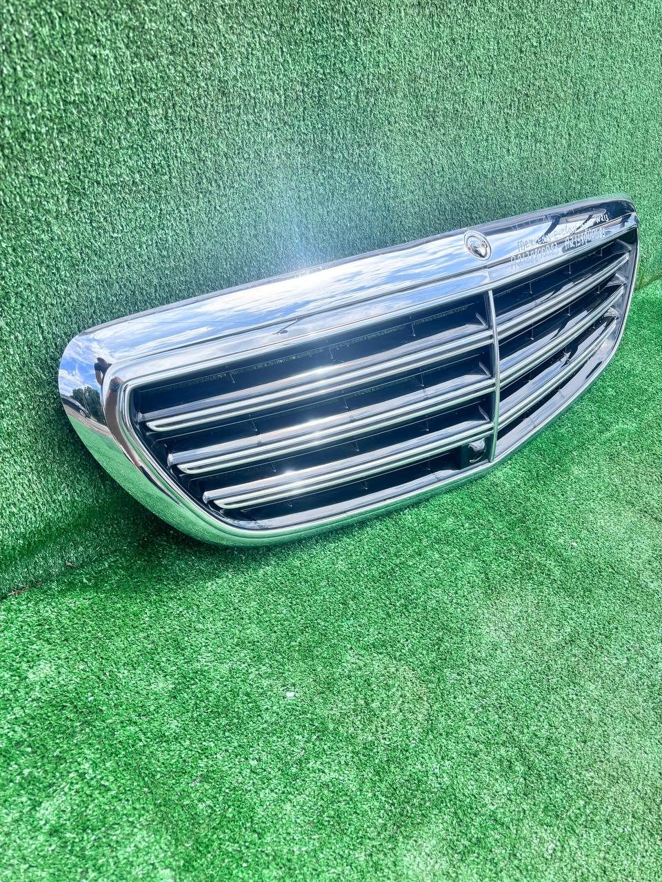 Решітка радіатора Mercedes-Benz E-Class 2016-2020 б/у OEM A2138800983/A2138800683 б/у — фото 7