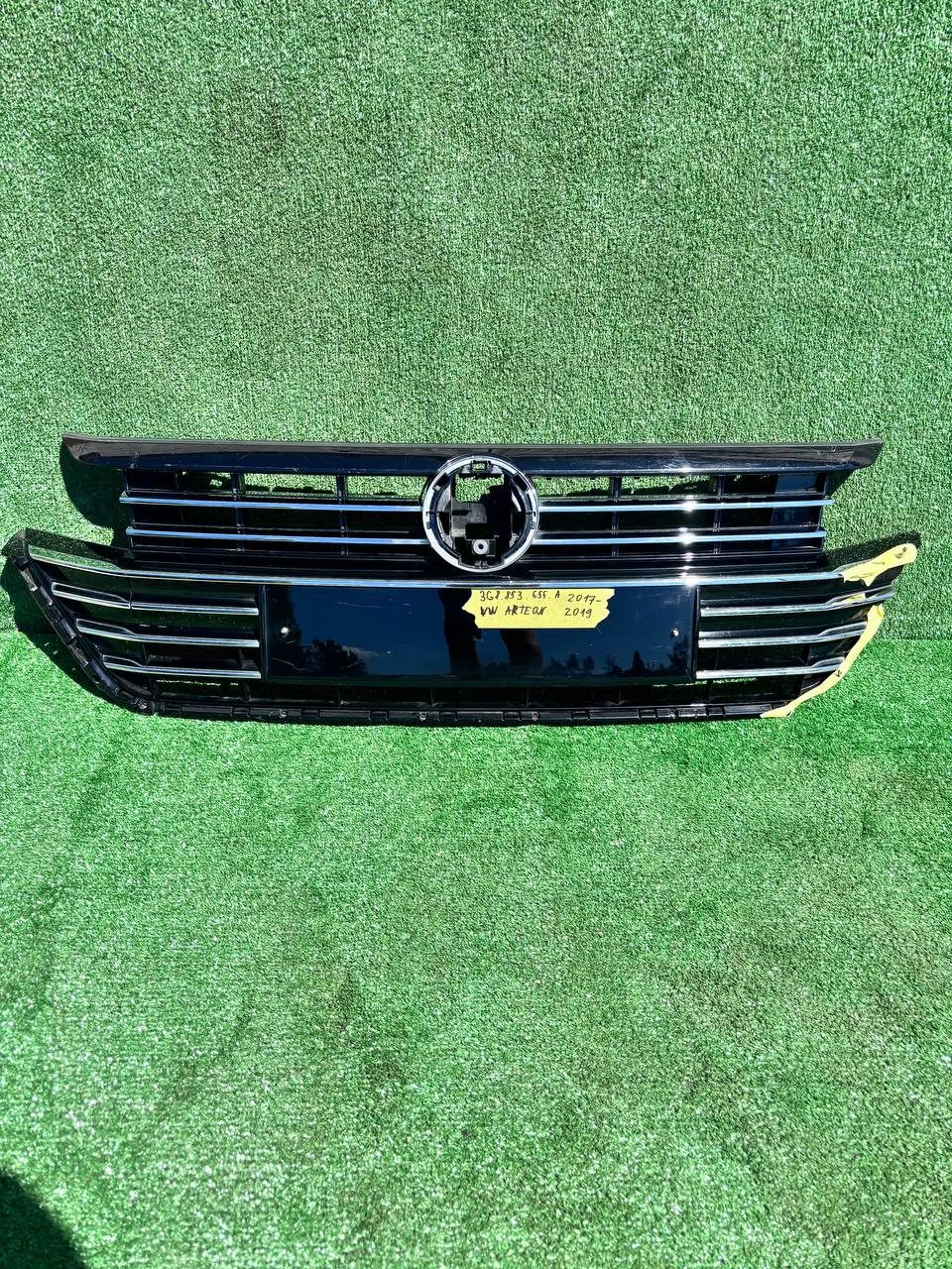 Решітка радіатора Volkswagen Arteon 2017-2019 б/у OEM 3G8.853.655.A / ARTEON б/у — фото 1