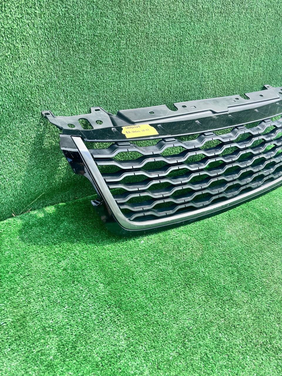 Решітка радіатора Land Rover Range Rover Velar 2017-2021 б/у OEM Lr092629 / RR Velar б/у — фото 6