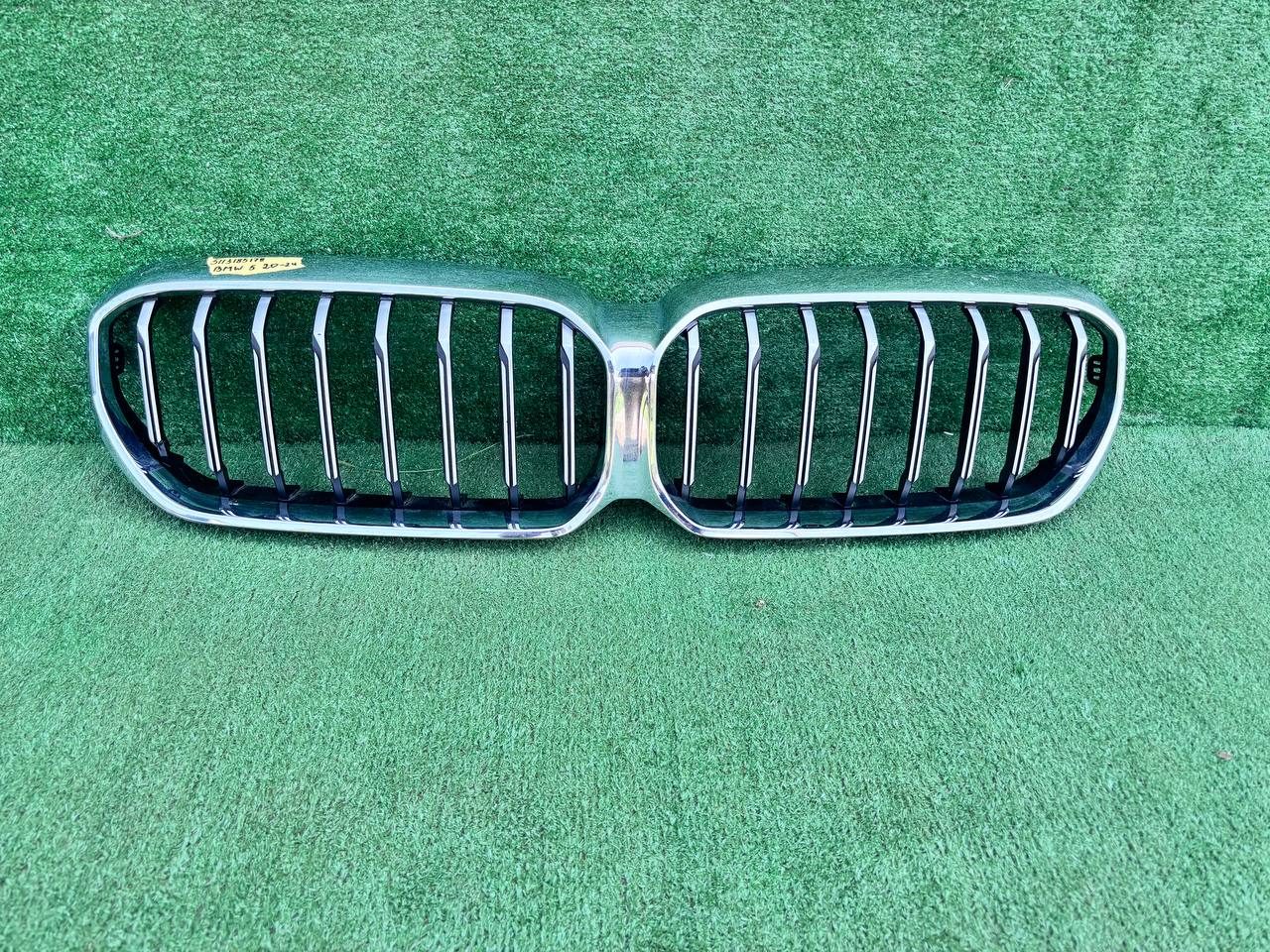 Решітка радіатора BMW 5 Series 2020-2024 б/у OEM 5113185178 б/у — фото 1