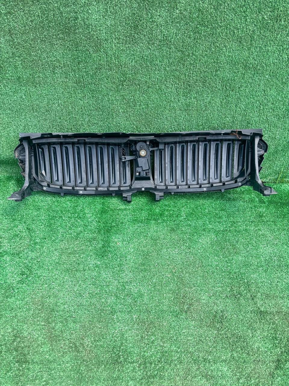 Решітка радіатора BMW 6 Series 2018-2020 б/у OEM 51137497777 б/у — фото 5