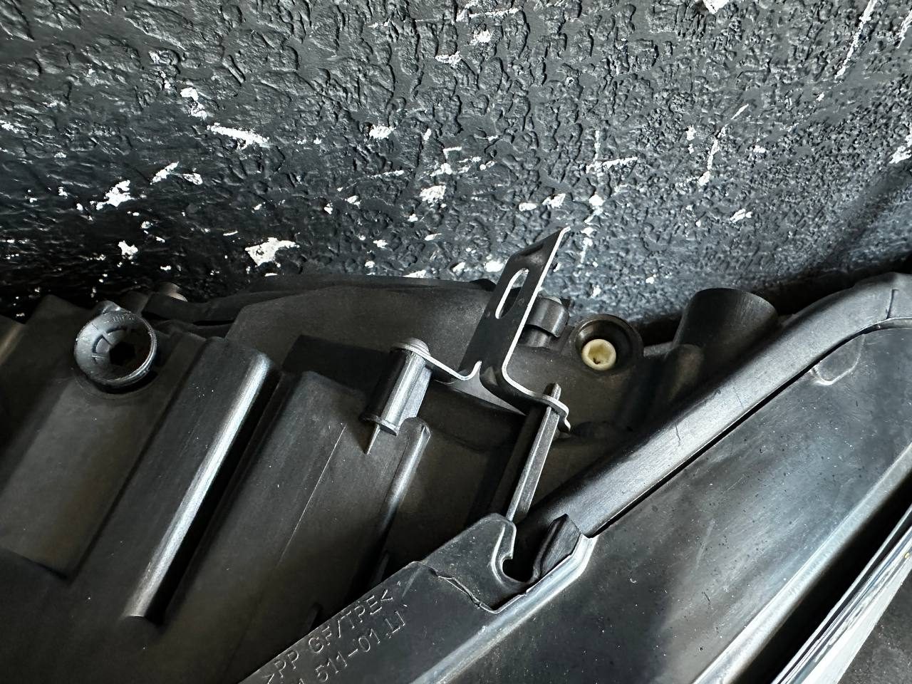 Фара BMW 5 Series 09-12 б/у OEM 63112990007 б/у — фото 6