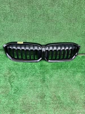 Решітка радіатора BMW 3 Series 2022-2025 б/у OEM 5113192976