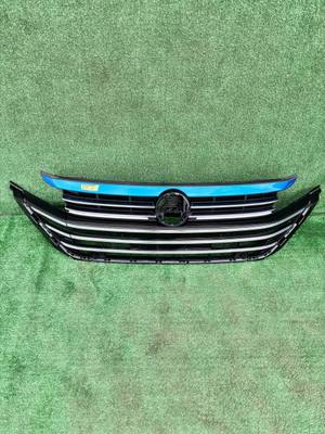 Решітка радіатора Volkswagen Arteon 2020+ б/у OEM 3G8853655E