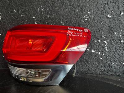 Фара Audi Q-7 19-23 б/у OEM 4M0945308