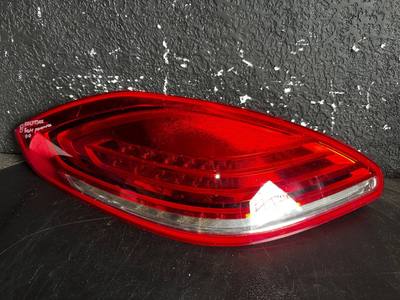 Фара Porsche Panamera 13-17 б/у OEM 97063143102